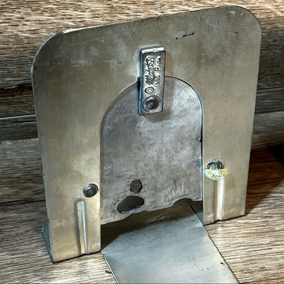 Metzke Pewter Nautical Sand Dollar Beach Design Bookends Maker Mark Vintage 1980 - Picture 9 of 16